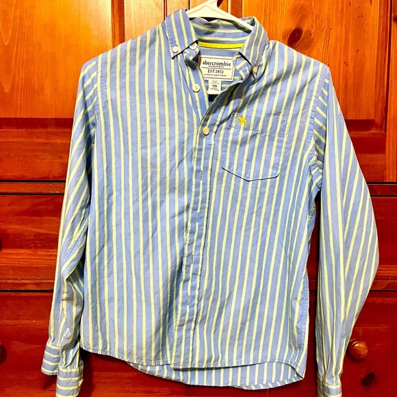 TWO Abercrombie & Fitch Kid’s Striped Shirts - Medium - Picture 8 of 11